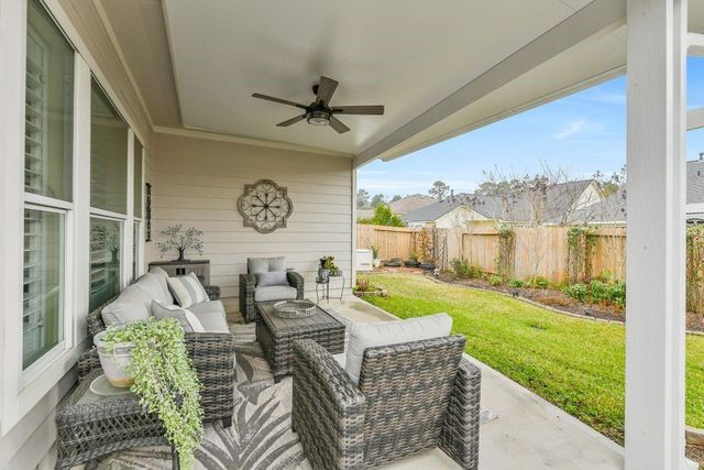 2510 Amy Lee Drive, Conroe, TX 77304