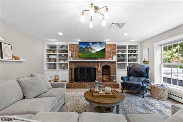 78 Spring Ridge Dr, Berkeley Heights Twp., NJ 07922