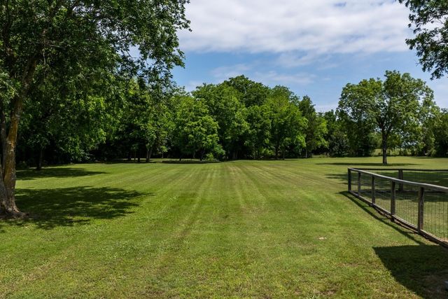 2606 Vz County Road 2813, Mabank, TX 75147