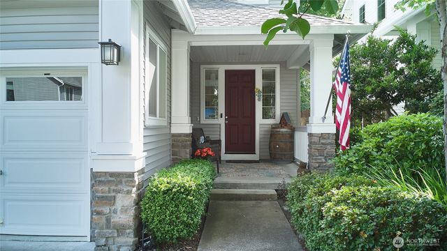 28091 Maple Ridge Way SE, Maple Valley, WA 98038
