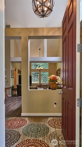 28091 Maple Ridge Way SE, Maple Valley, WA 98038