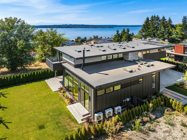 5917 104th Place NE, Kirkland, WA 98033