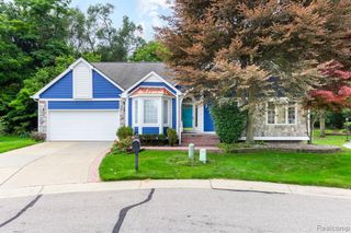 3387 Henley Court, Rochester Hills, MI 48309