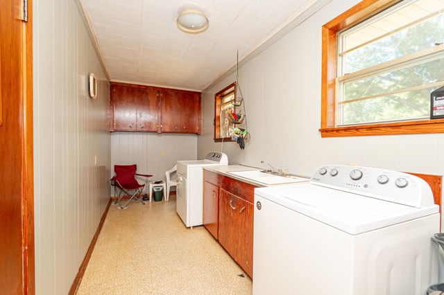 407 Grand Ave, Banks, AR 71631
