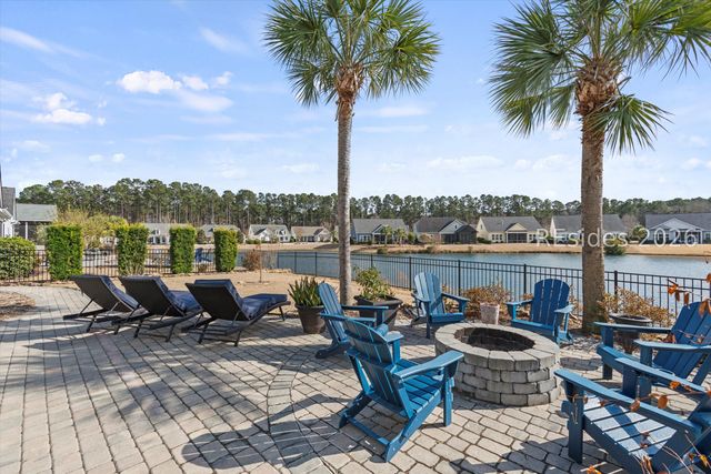35 Foxpath Ln, Bluffton, SC 29910