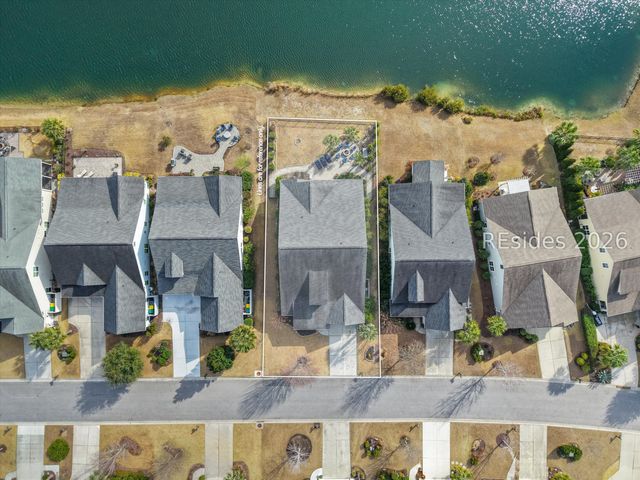 35 Foxpath Ln, Bluffton, SC 29910