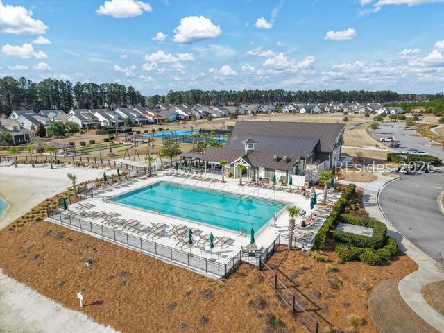 35 Foxpath Ln, Bluffton, SC 29910