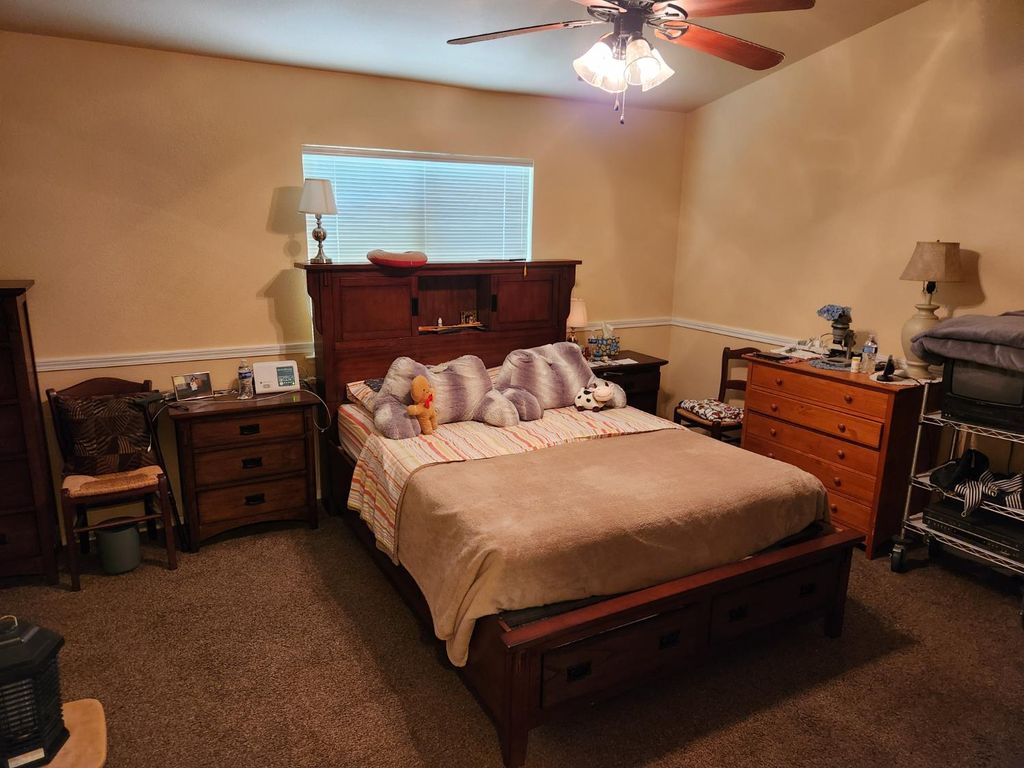 Image 7 of property listing at 6182 N Tracy Avenue, Fresno, CA 93722