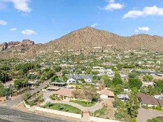 5310 E CAMELBACK Road, Phoenix, AZ 85018