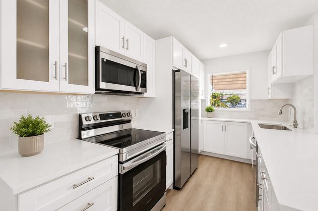 1007 South Drive, Delray Beach, FL 33445