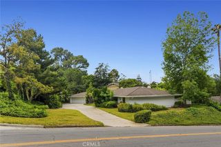 975 Valley Vista Drive, Camarillo, CA 93010