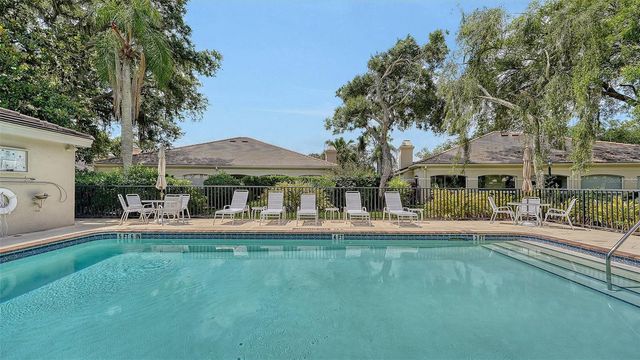 4429 OAKLEY GREENE 6, Sarasota, FL 34235
