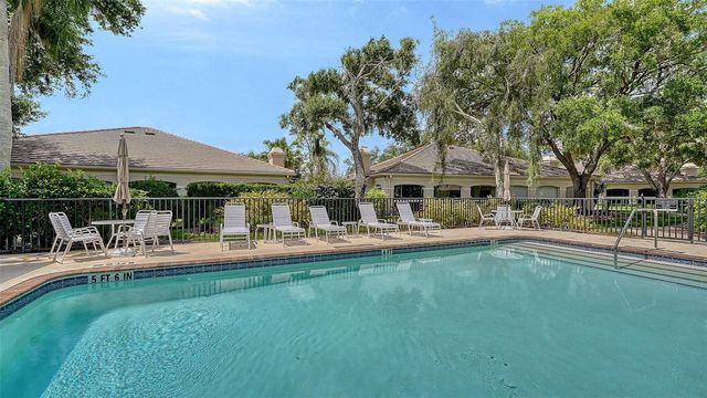 4429 OAKLEY GREENE 6, Sarasota, FL 34235
