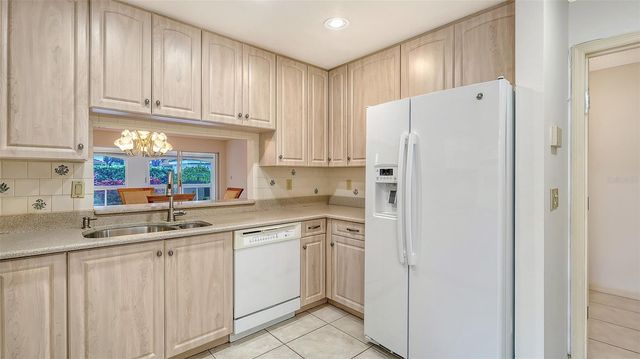 4429 OAKLEY GREENE 6, Sarasota, FL 34235