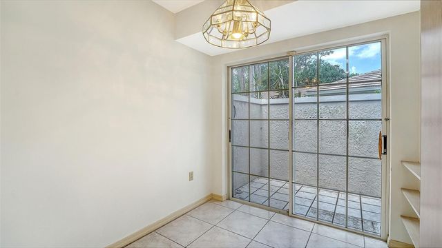 4429 OAKLEY GREENE 6, Sarasota, FL 34235