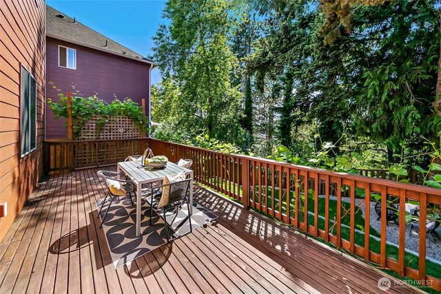 11341 5th Avenue SW, Seattle, WA 98146