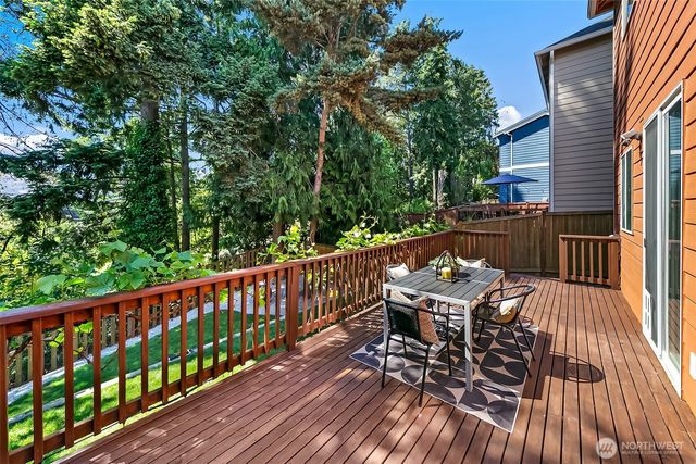 11341 5th Avenue SW, Seattle, WA 98146