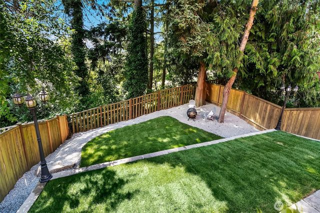 11341 5th Avenue SW, Seattle, WA 98146