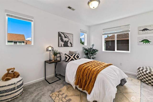 11341 5th Avenue SW, Seattle, WA 98146
