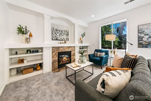 11341 5th Avenue SW, Seattle, WA 98146