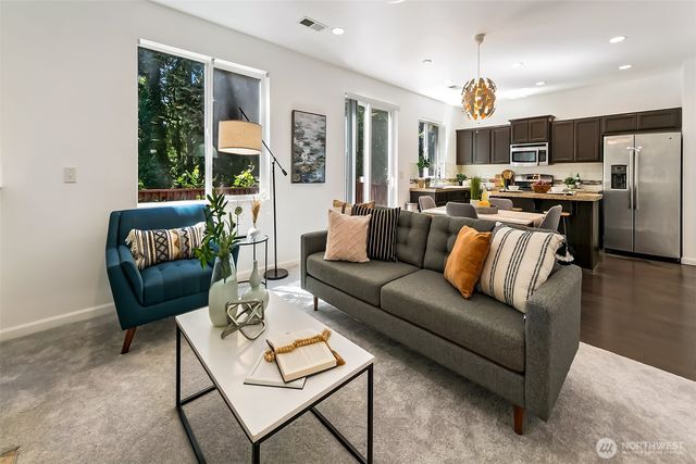 11341 5th Avenue SW, Seattle, WA 98146