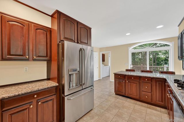106 Cedar Avenue, Pearl River, NY 10965