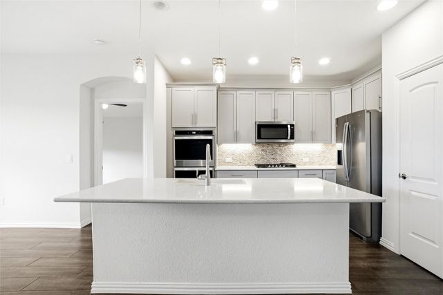 6513 Woodmere Court, Denton, TX 76226