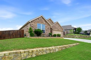 6513 Woodmere Court, Denton, TX 76226