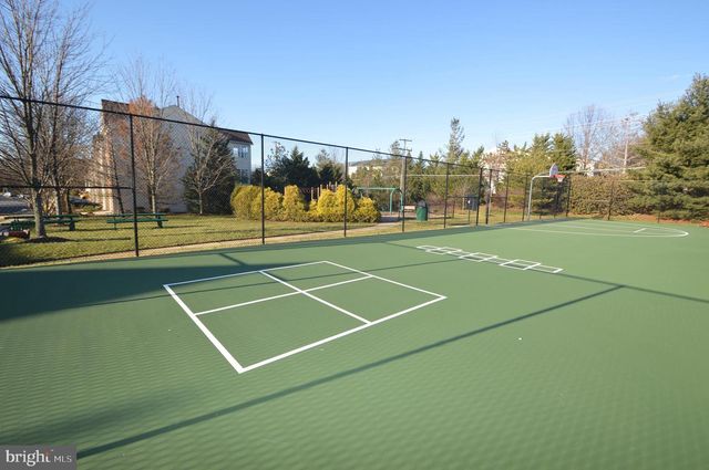 13509 BANNACKER PL, Herndon, VA 20171