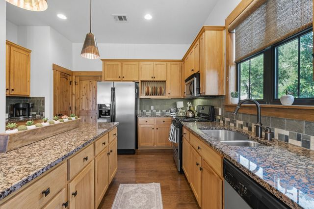 18717 Natures WAY, Jonestown, TX 78645