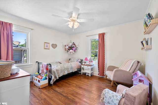 300 Woodvale Avenue, Fountain Inn, SC 29644