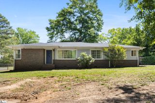 300 Woodvale Avenue, Fountain Inn, SC 29644
