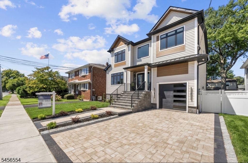 44 Liberty St, Clifton City, NJ 07013 — photo 2