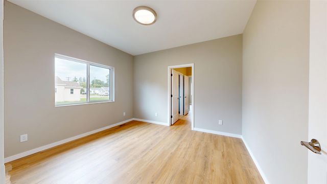 501 11th St. NW, Minot, ND 58703
