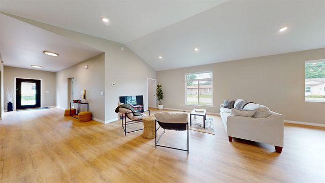 501 11th St. NW, Minot, ND 58703