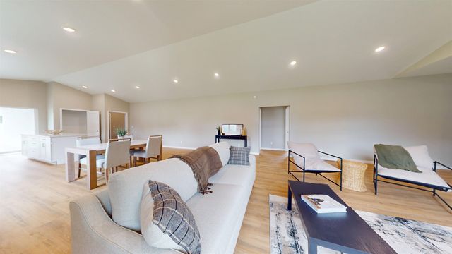 501 11th St. NW, Minot, ND 58703