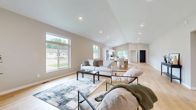 501 11th St. NW, Minot, ND 58703