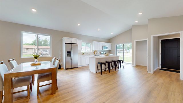 501 11th St. NW, Minot, ND 58703