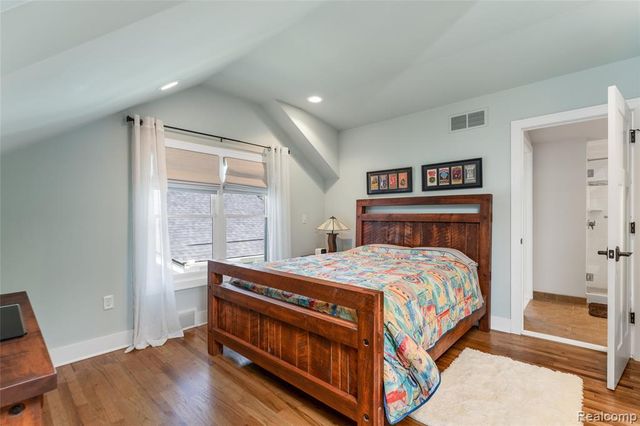 307 Linwood Avenue, Rochester, MI 48307
