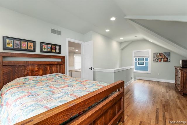 307 Linwood Avenue, Rochester, MI 48307