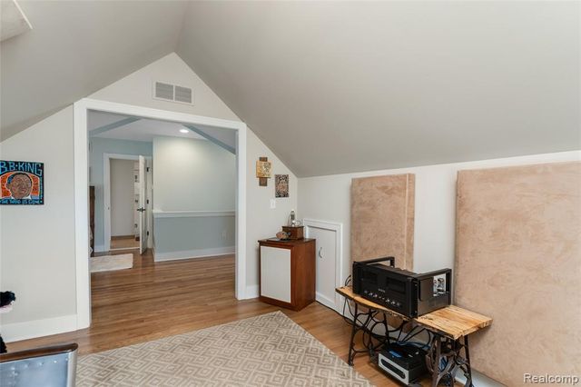 307 Linwood Avenue, Rochester, MI 48307