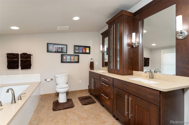 307 Linwood Avenue, Rochester, MI 48307