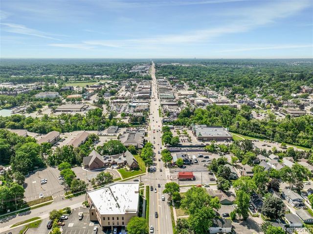 307 Linwood Avenue, Rochester, MI 48307
