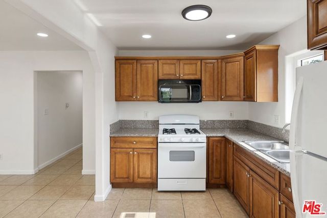 145 E Gage Avenue, Los Angeles, CA 90003