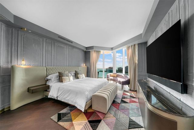 300 S Pointe Dr 1501, Miami Beach, FL 33139