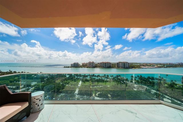 300 S Pointe Dr 1501, Miami Beach, FL 33139