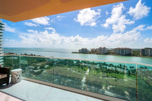 300 S Pointe Dr 1501, Miami Beach, FL 33139