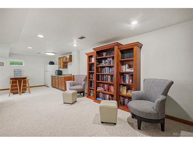 9381 Mcshane Ct, Parker, CO 80134