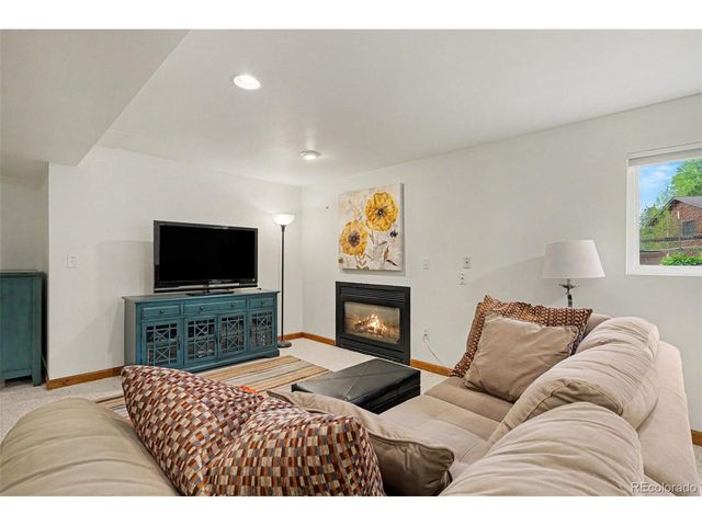 9381 Mcshane Ct, Parker, CO 80134