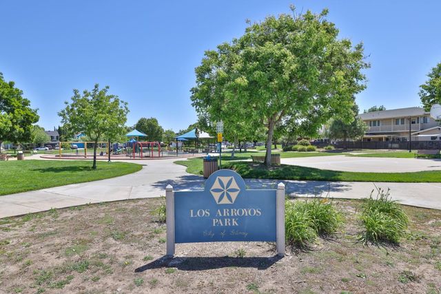 887 Martiri Drive, Gilroy, CA 95020